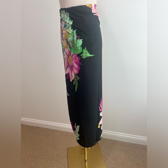 Walter Baker NWT Paradise Sarong in Grand Magnolia - Picture 9 of 11